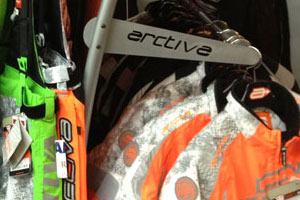 Arctiva Bibs